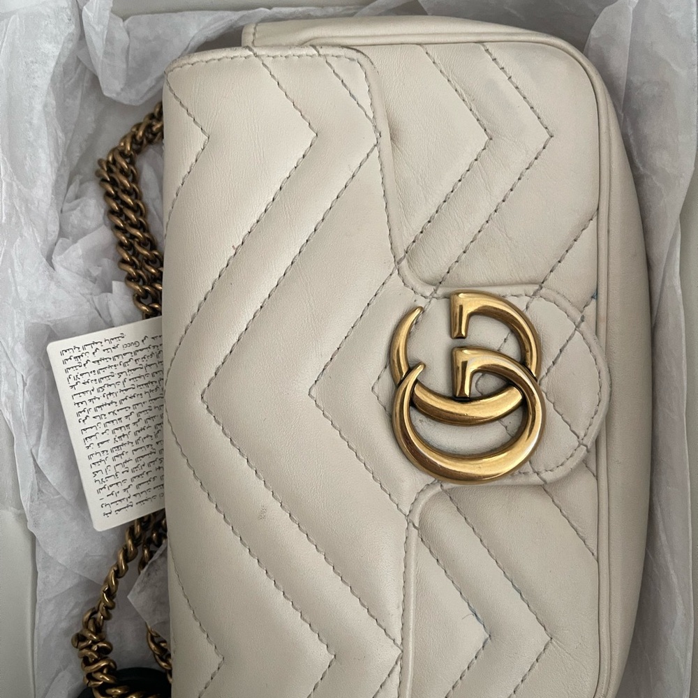 Gucci White Chevron Quilted GG Marmont Crossbody Bag with Gold Hardware